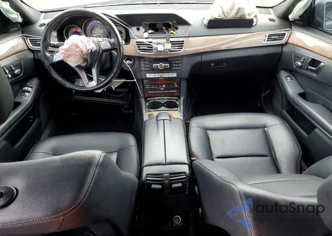 2014 Mercedes-Benz E 350 z USA, uszkodzony, nr VIN WDDHF5KB8EA797165